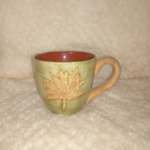 East West Distributing Co. Harvest mug18oz maple l